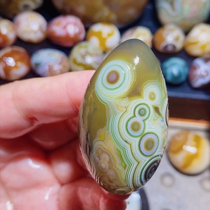 未镶嵌玛瑙/玉髓珠宝半成品164