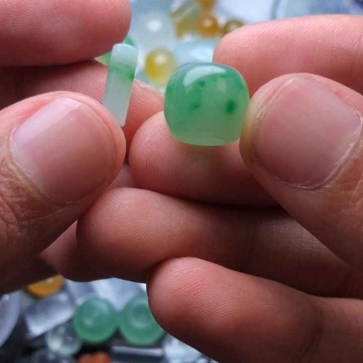 未镶嵌定制翡翠挂件