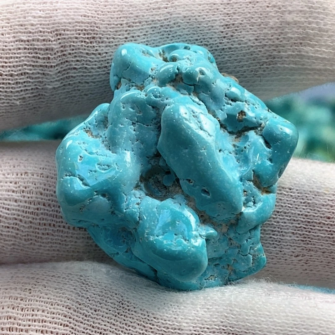 绿松石未镶嵌珠宝奇石