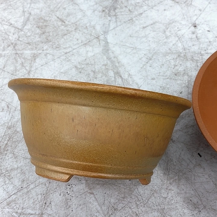 紫砂花盆紫砂的颜色很好看呀