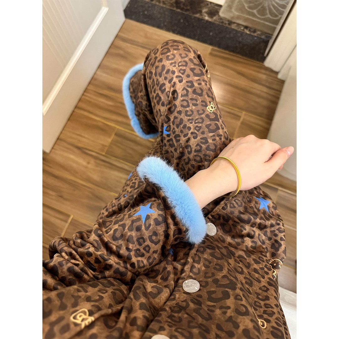 法式保暖轻奢风豹纹印花保暖德绒睡衣女秋冬季2025新款家居服套装