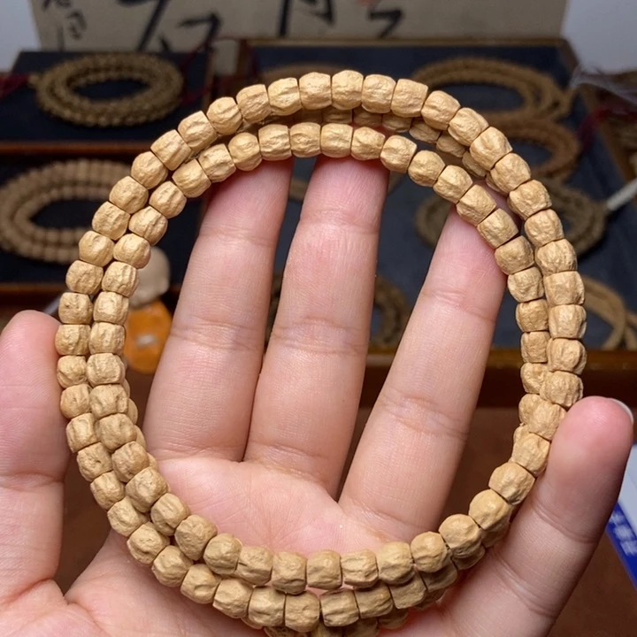 柏香籽/百香籽吊坠500