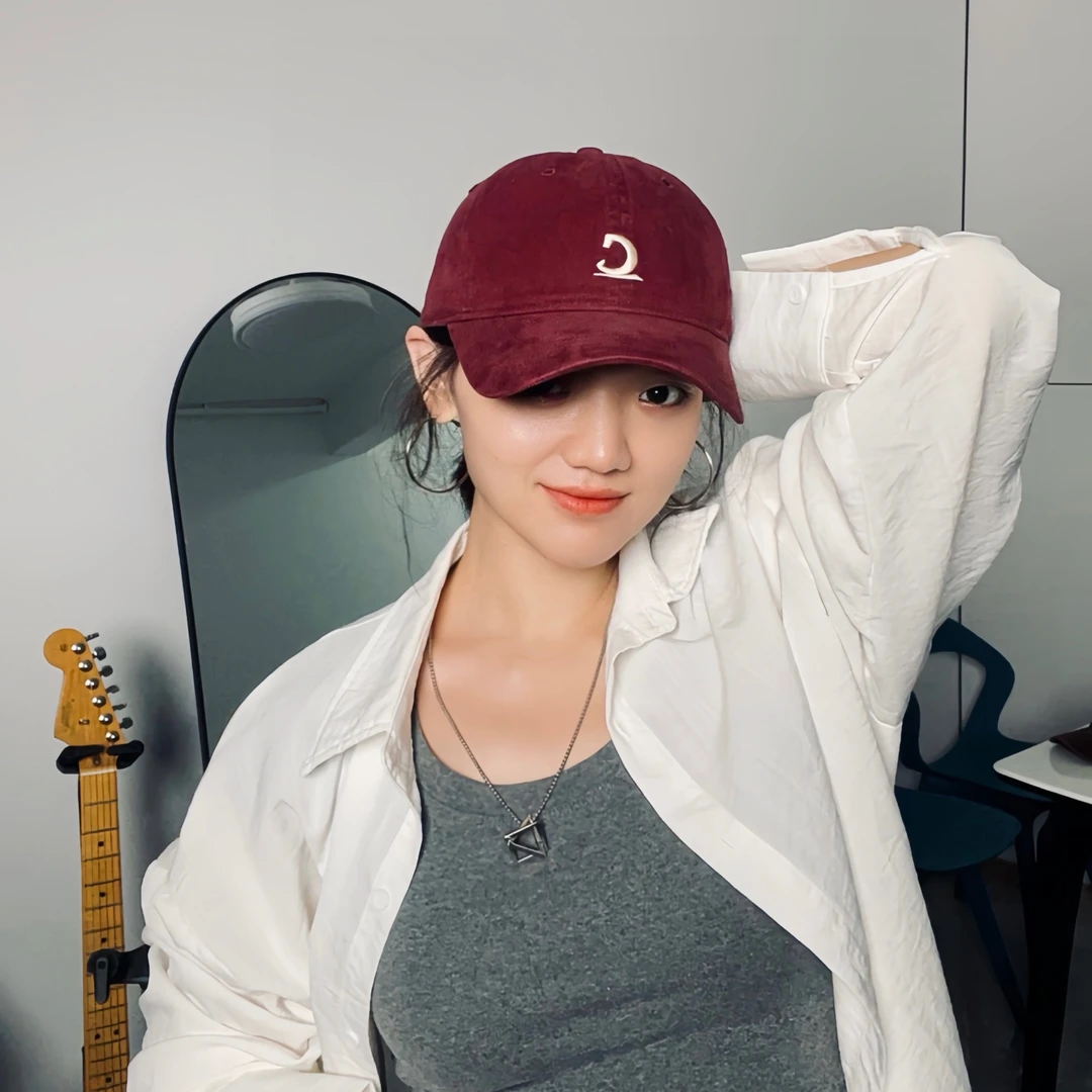 洋气时尚棒球帽秋冬季简约做旧百搭水洗C软顶帽子ings鸭舌帽