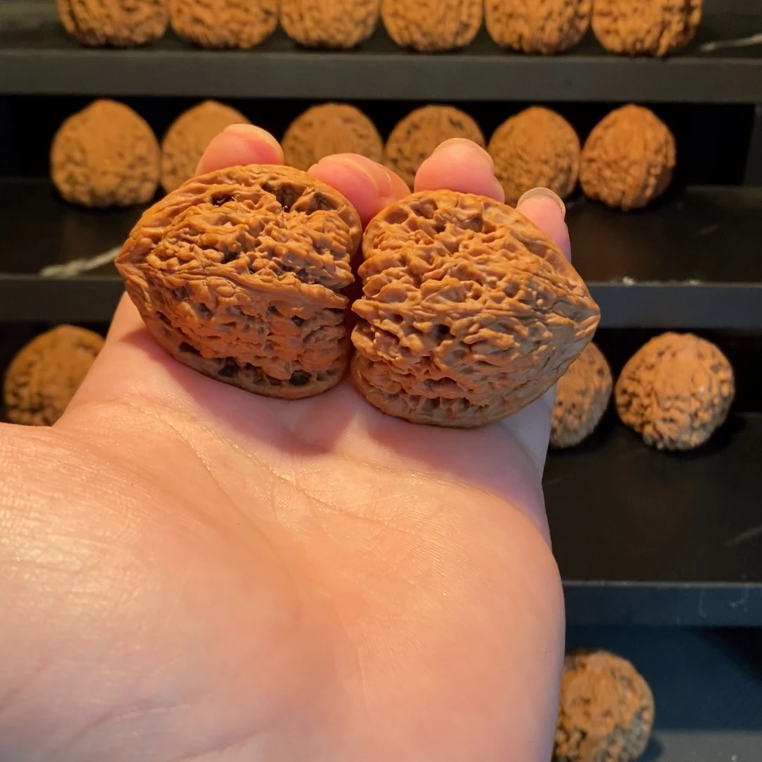 文玩核桃把件40三角南疆石（全品