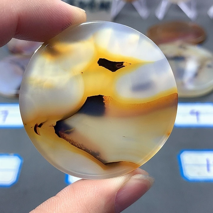 未镶嵌颈饰玛瑙/玉髓