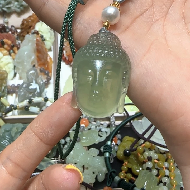 蛇纹石玉未镶嵌吊坠