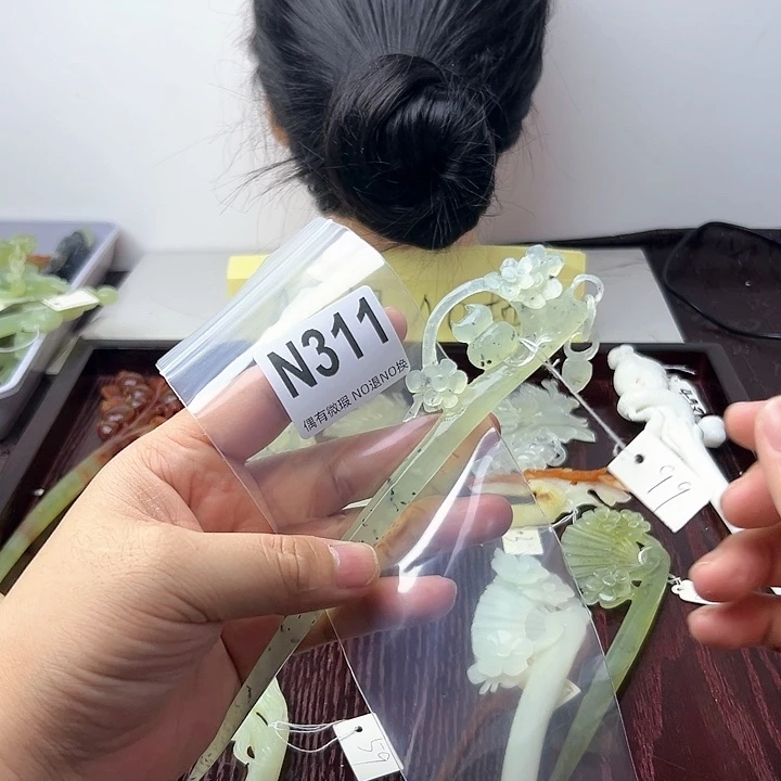 蛇纹石玉发饰合金C****.