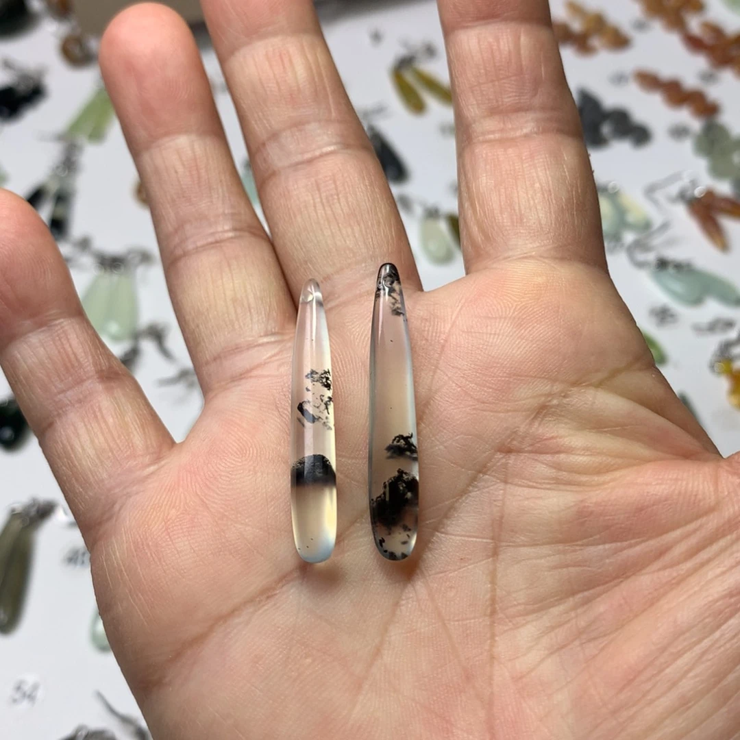 蛇纹石玉耳环未镶嵌