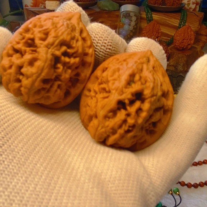 文玩核桃吊坠凤凰台