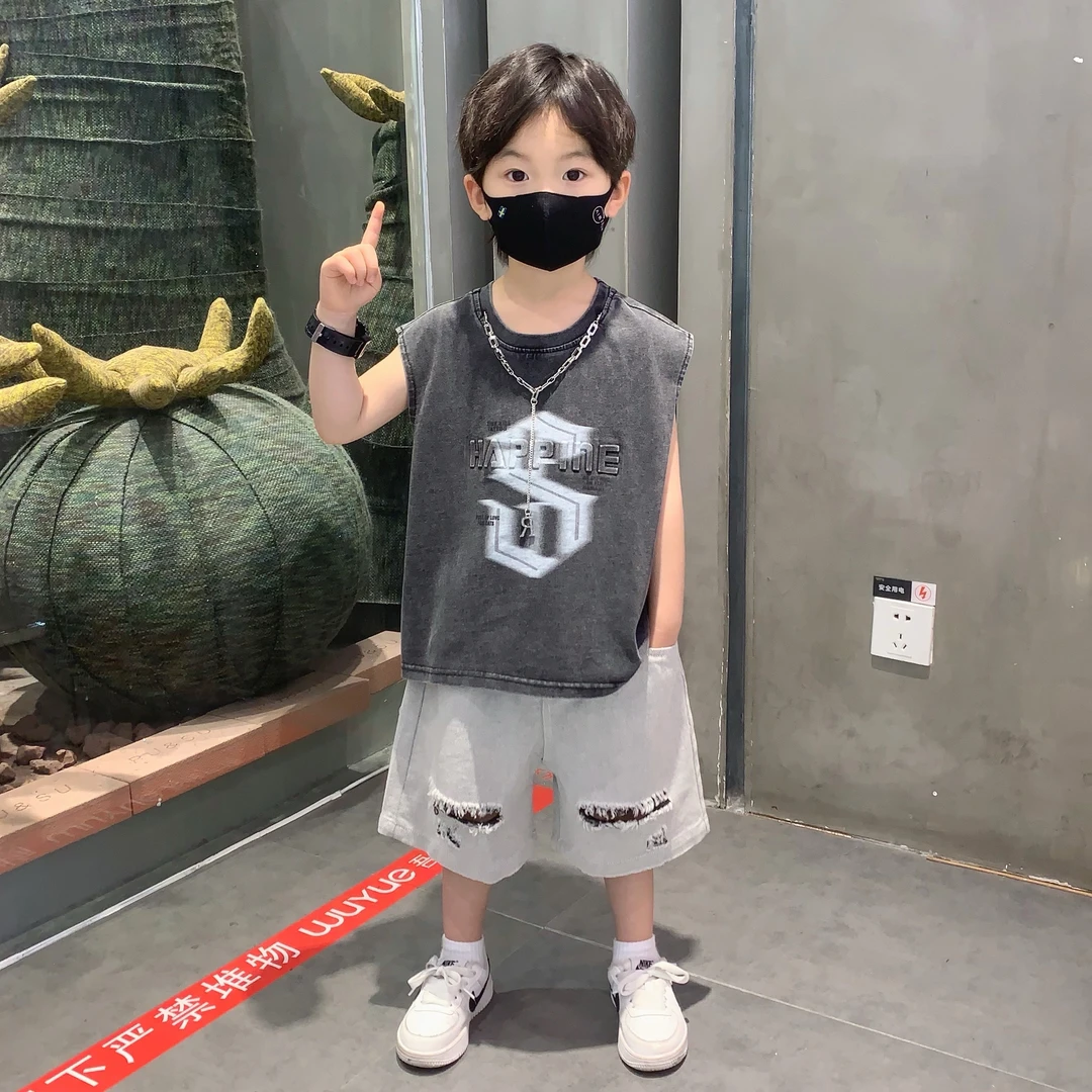 男童夏季套装2025新款儿童潮酷无袖个性男孩夏装宝宝背心运动衣服