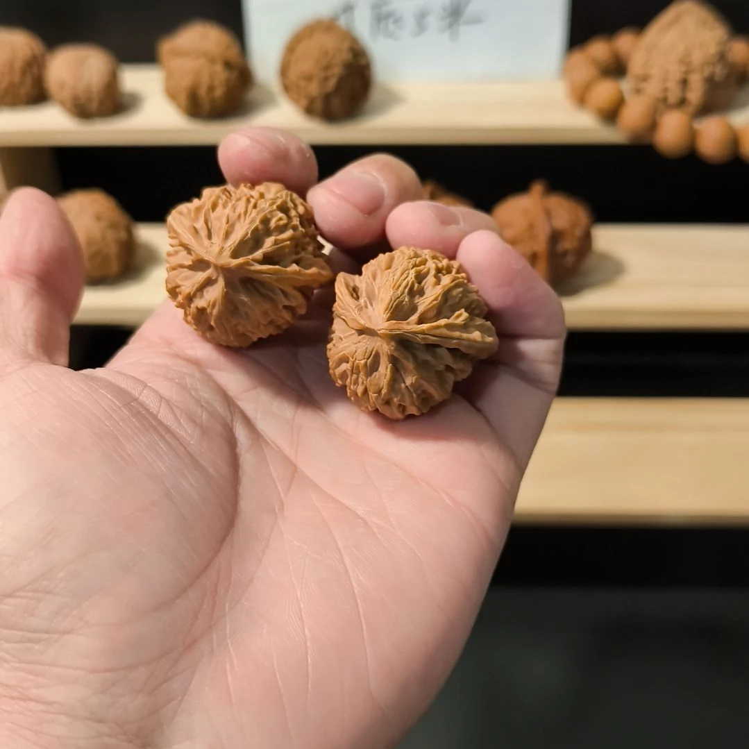 吊坠文玩核桃宫灯佛肚