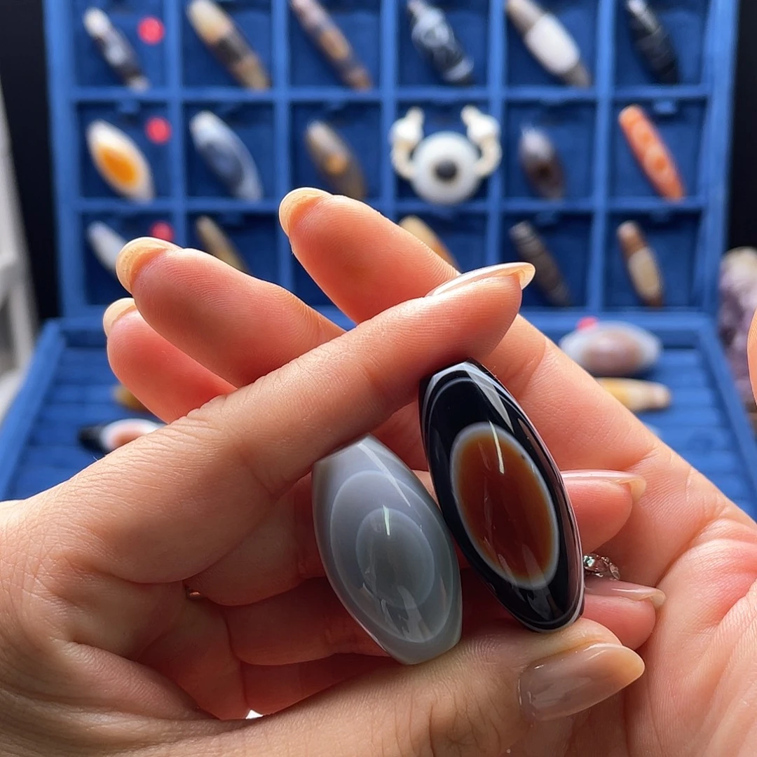 星***痕玛瑙/玉髓未镶嵌珠宝半成品