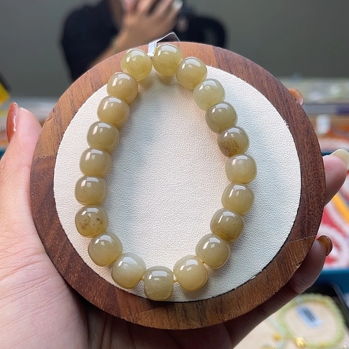 和田玉未镶嵌手串A13卡9*10