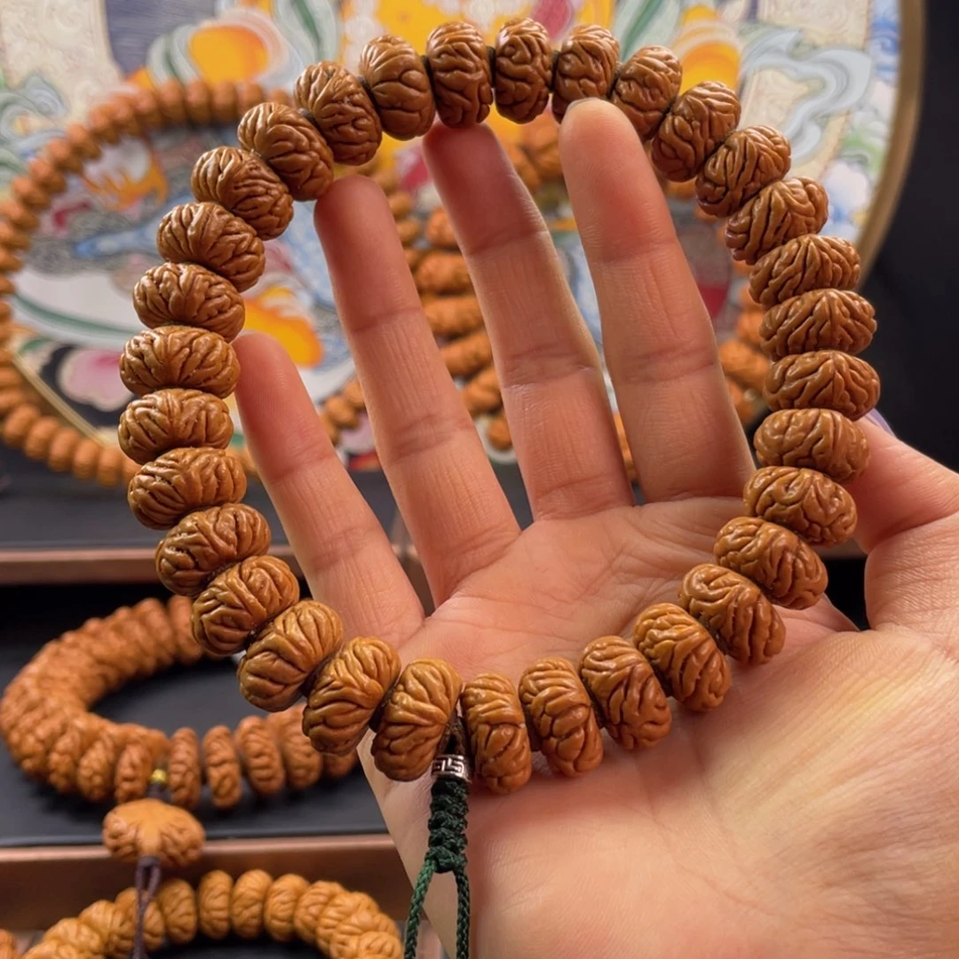 桃核手串17尺寸祥云飞碟