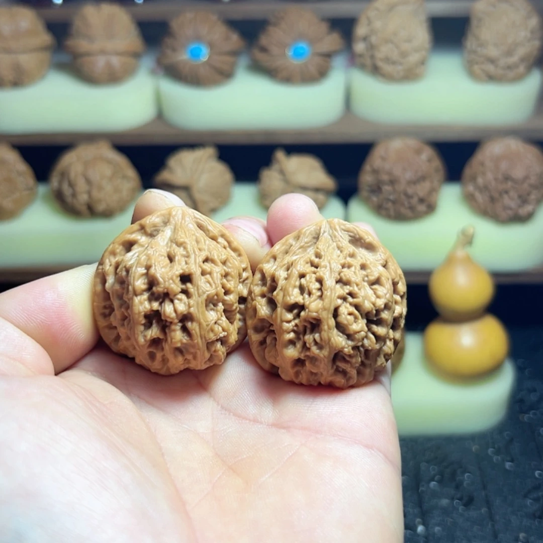 【闪购商品】文玩核桃吊坠大粗筋