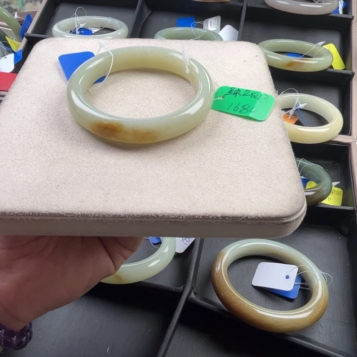 未镶嵌手镯和田玉玲珑美镯55.2