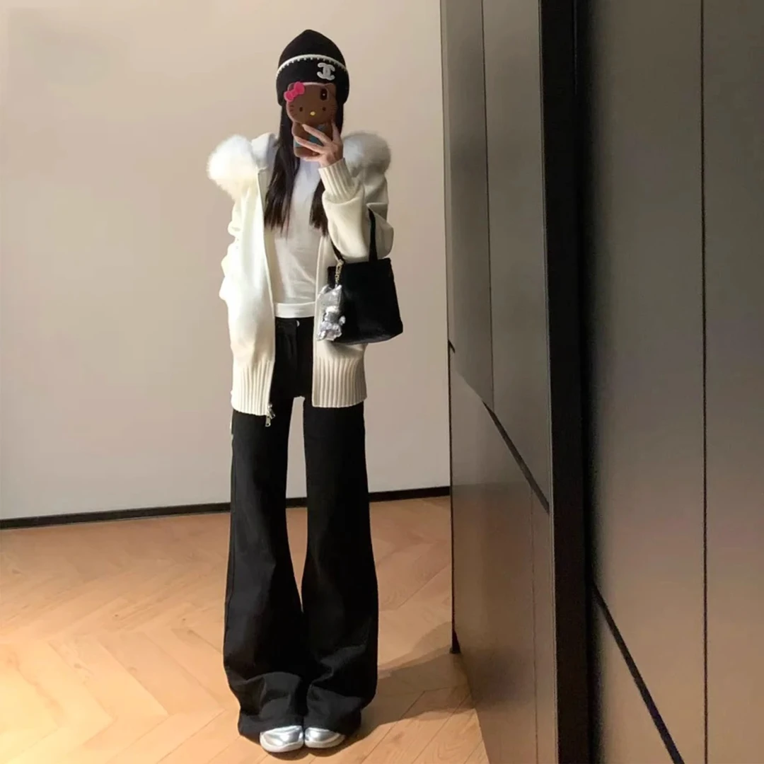 加绒黑色美式低腰微喇牛仔裤女冬季2025新款不贴腿显瘦辣妹喇叭裤