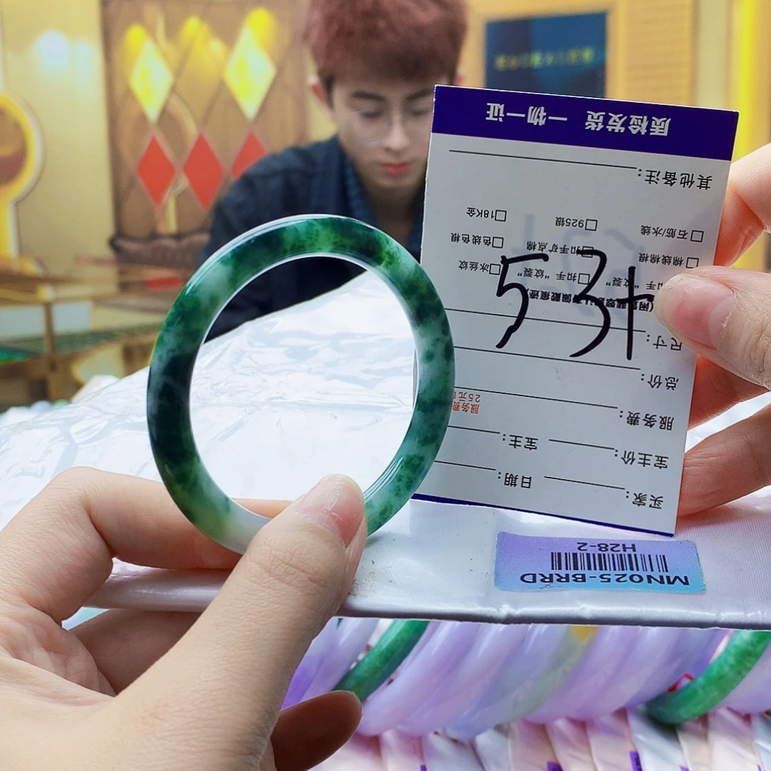 翡翠未镶嵌手镯00……