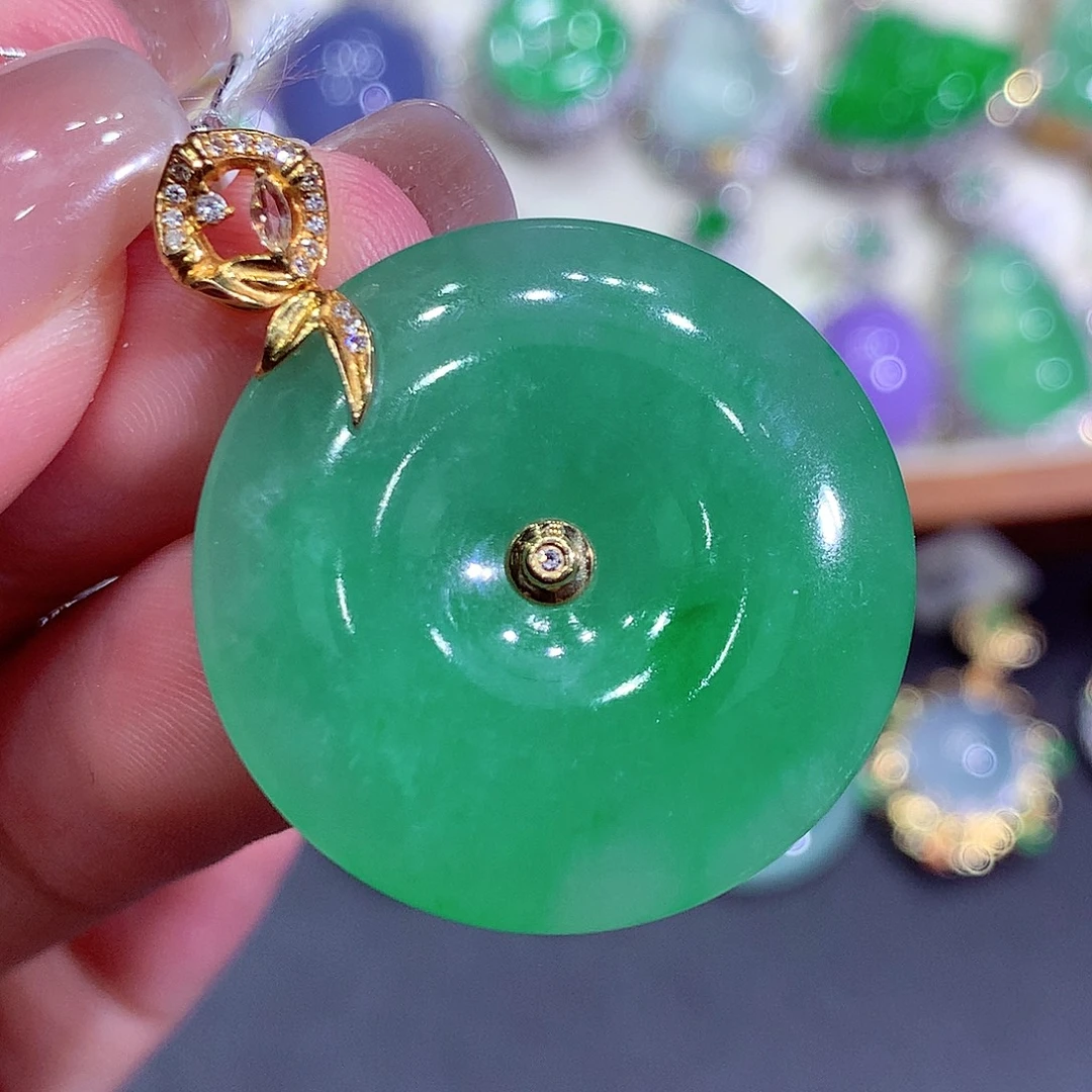 翡翠18K金镶嵌吊坠(不含链)