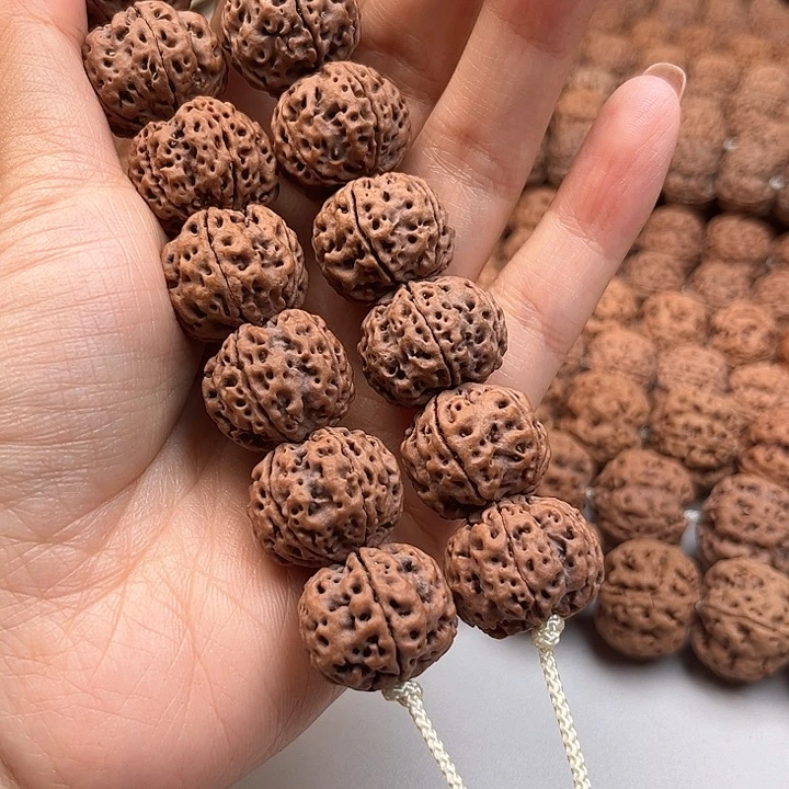 磊***金刚菩提手串超头梅花21