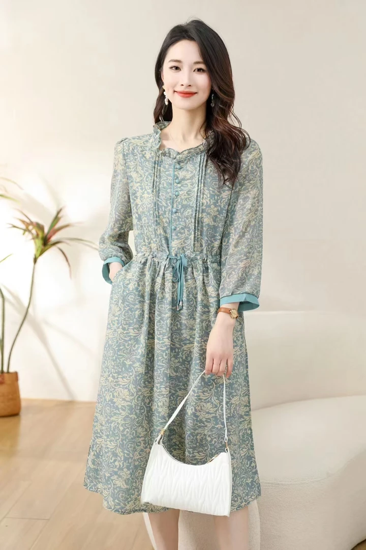 青花瓷 2025显瘦气质收腰中长款桑蚕丝裙子夏季舒适