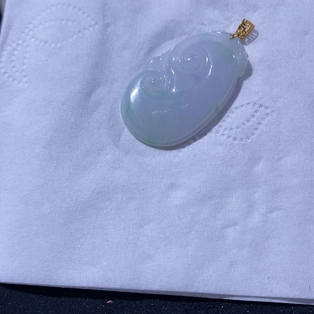 翡翠吊坠(不含链)18K金镶嵌