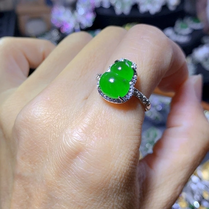 翡翠戒指银S925镶嵌天然翡翠