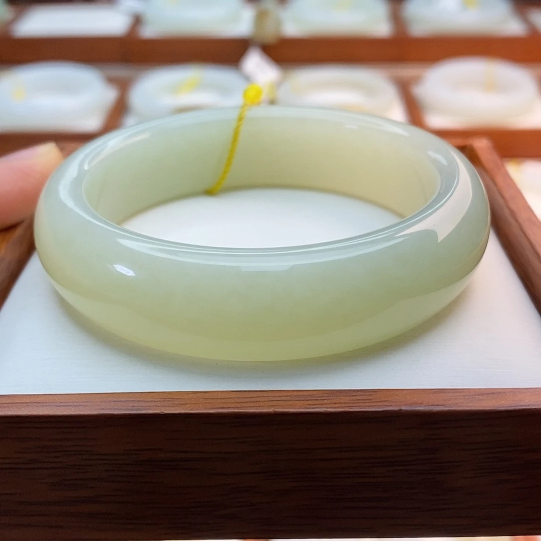 和田玉（白玉）未镶嵌手链