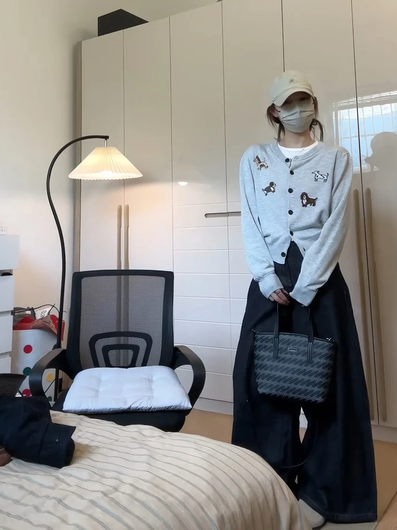 2025秋季新款韩系通勤穿搭灰色针织开衫上衣牛仔阔腿裤时尚两件套