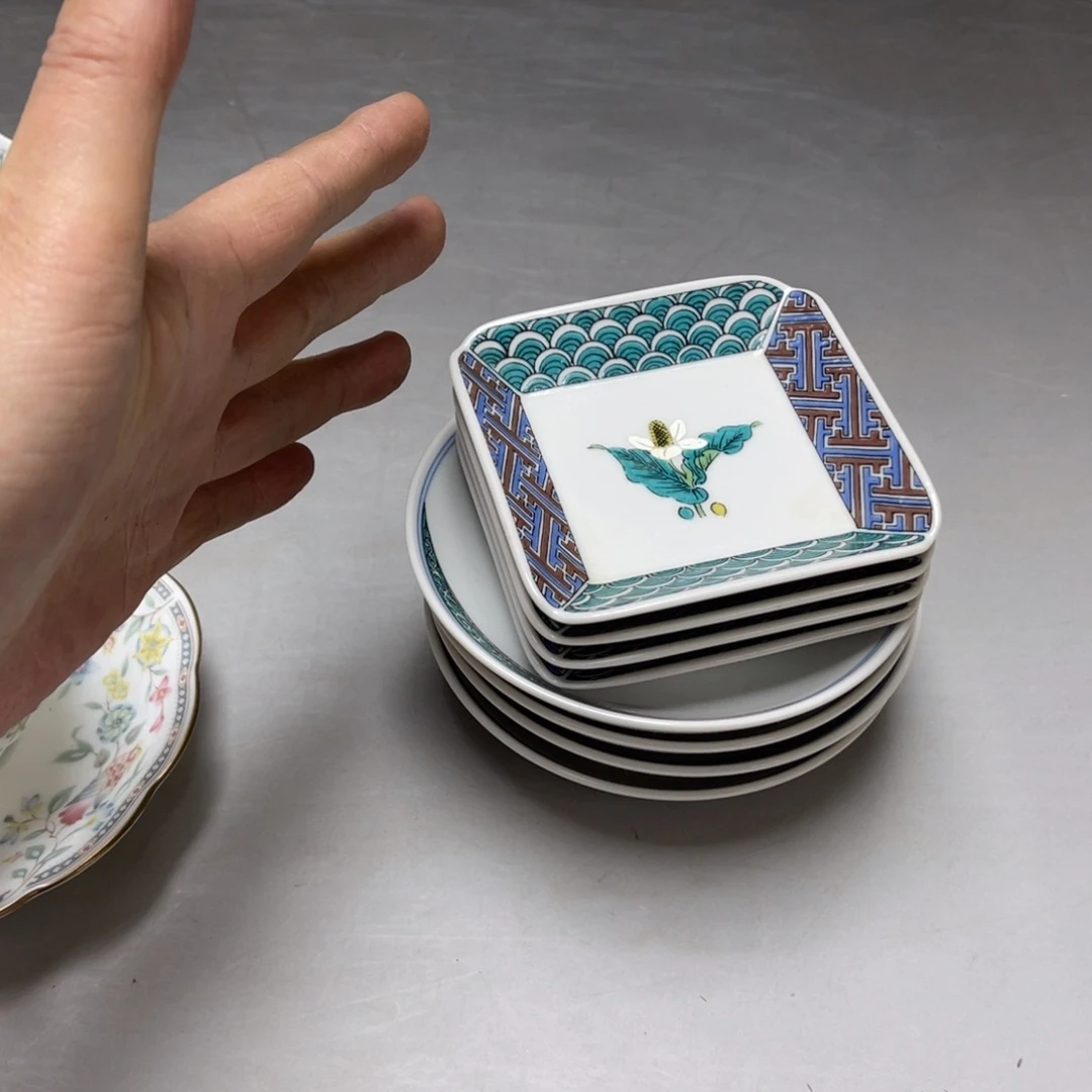 瓷片料****厨密密麻麻的一个