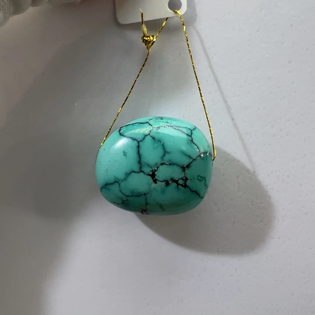 绿松石未镶嵌挂件