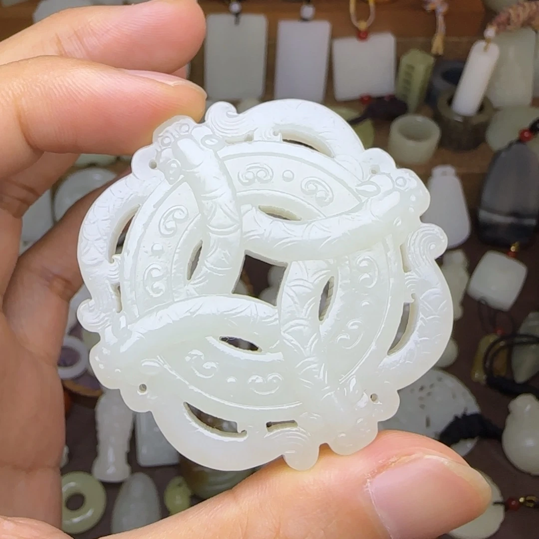 未镶嵌和田玉挂件