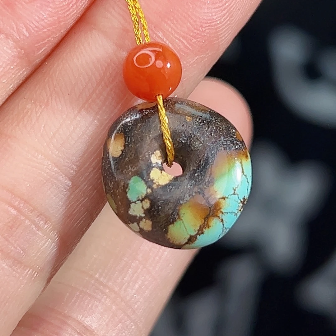 南红玛瑙未镶嵌珠宝奇石