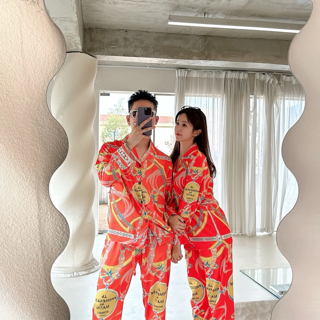 长袖长裤套装-南韩软丝料轻奢时尚情侣款家居服饰可外穿！
