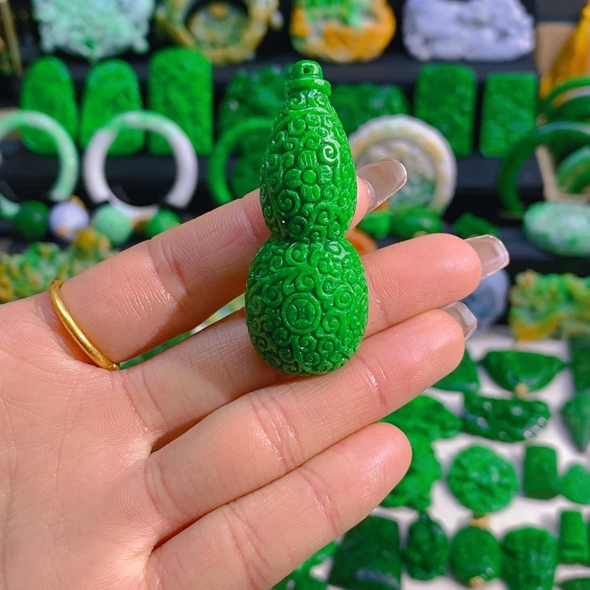 【闪购商品】翡翠颈饰未镶嵌阳绿福禄