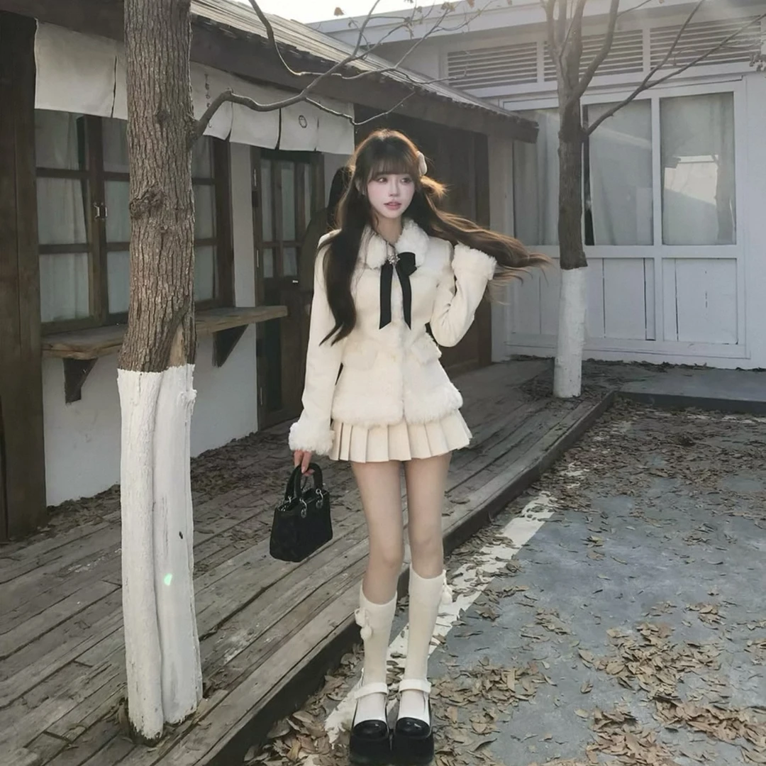 清纯白月光穿搭套装富家千金小洋装巨好看外套短裙两件套2025冬季