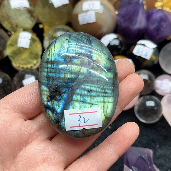 长石112克拉长石球把玩未镶嵌