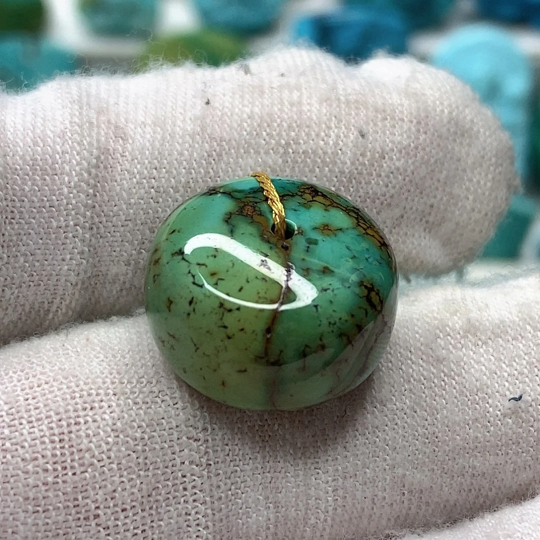 绿松石未镶嵌天然原矿 地大质检17.9mm