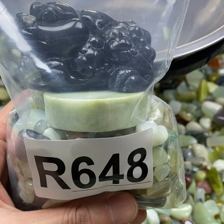 蛇纹石玉未镶嵌鱼缸石