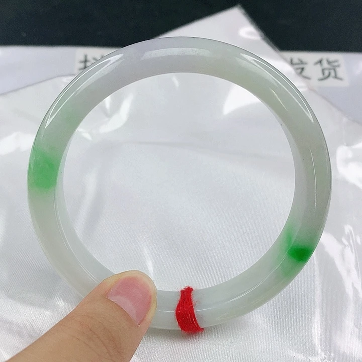未镶嵌手镯翡翠圈61.8，12032