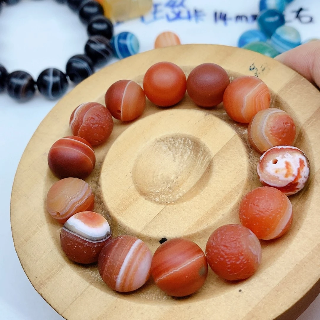 合金颈饰玛瑙/玉髓老*子