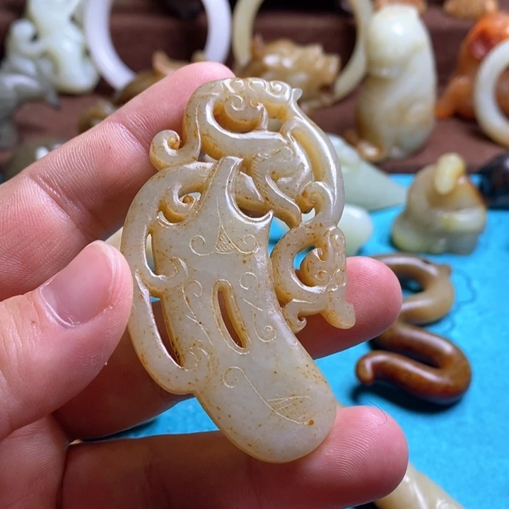 和田玉挂件未镶嵌