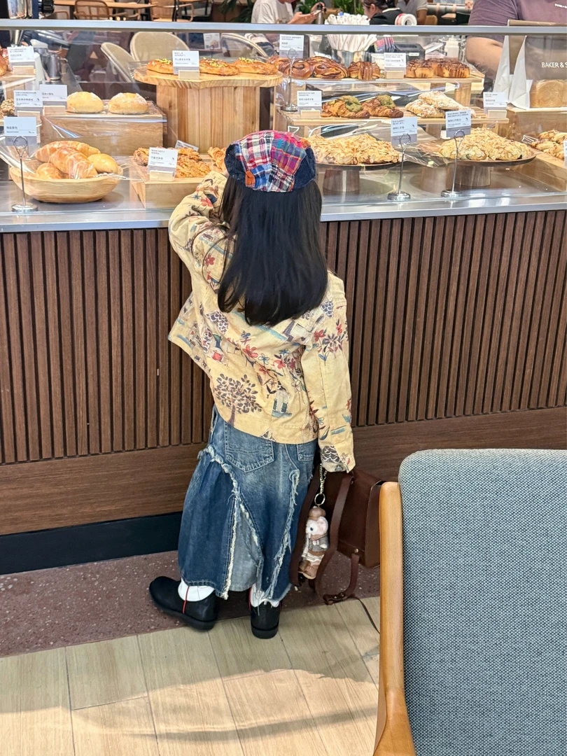小思家2025年女童早秋新款复古撞色格子衬衫流苏牛仔半身裙套装