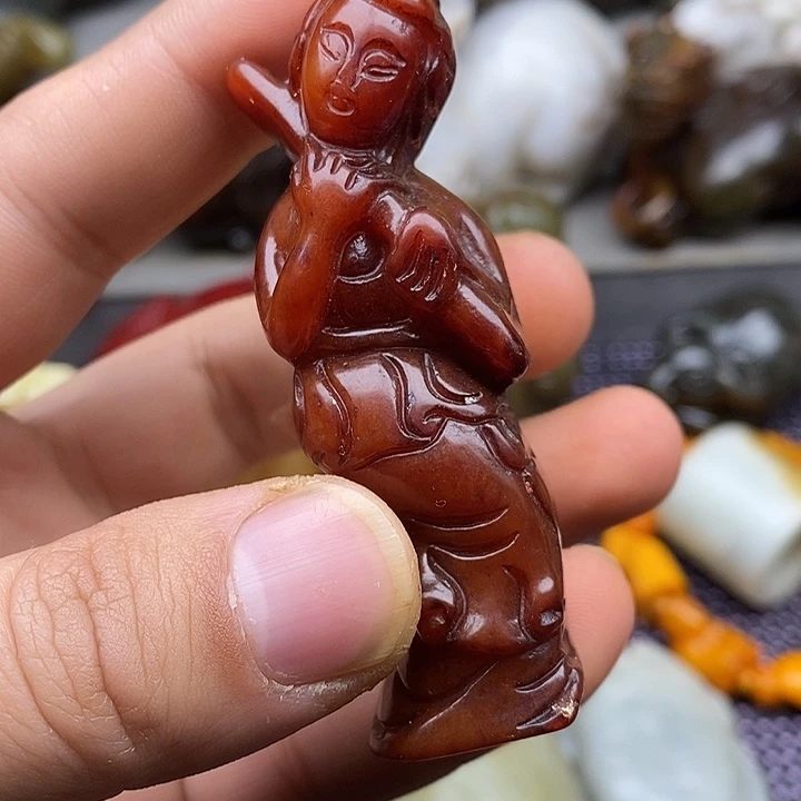 未镶嵌蛇纹石玉颈饰