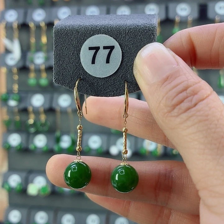 和田玉18K金镶嵌耳饰