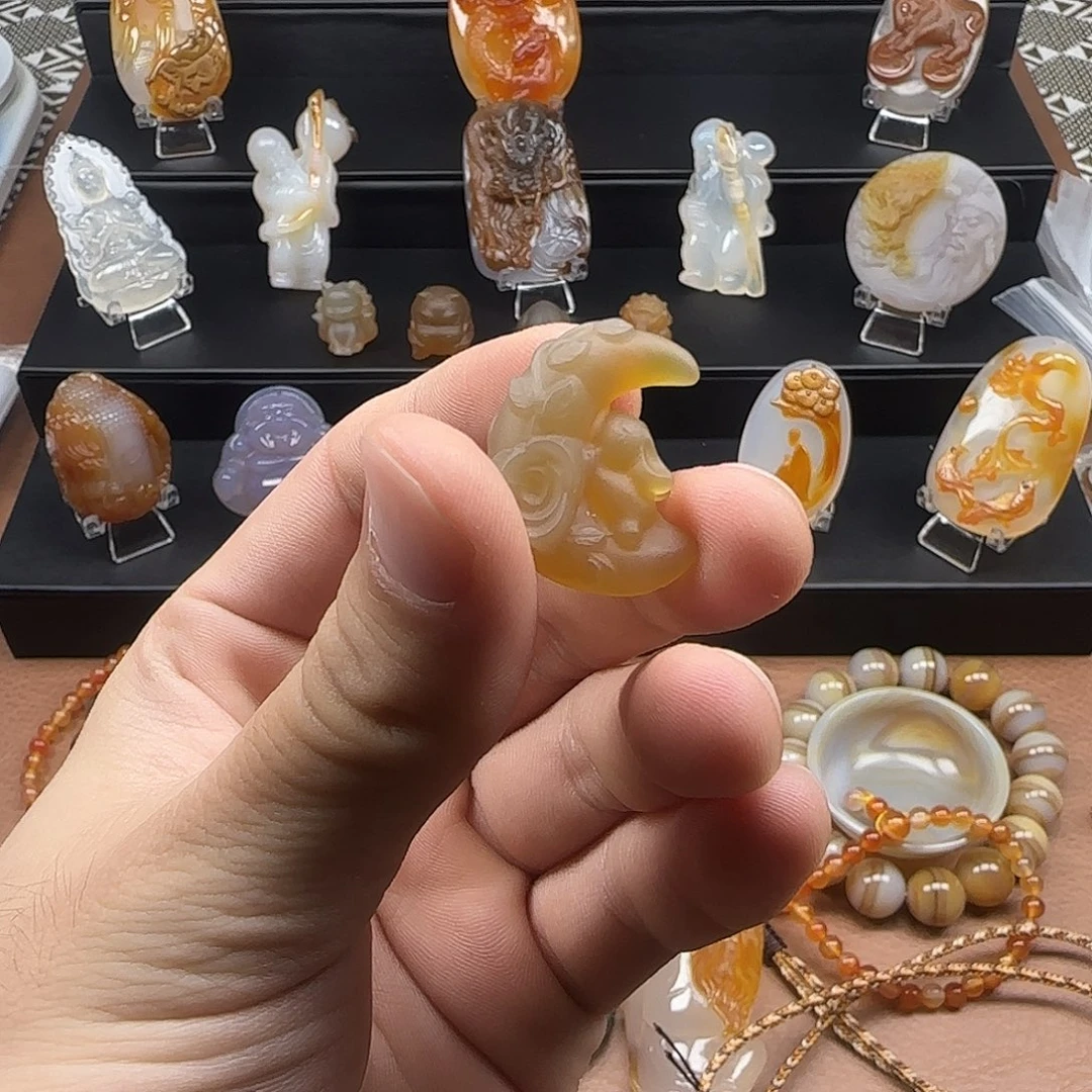 小***妖玛瑙/玉髓未镶嵌吊坠(不含链)