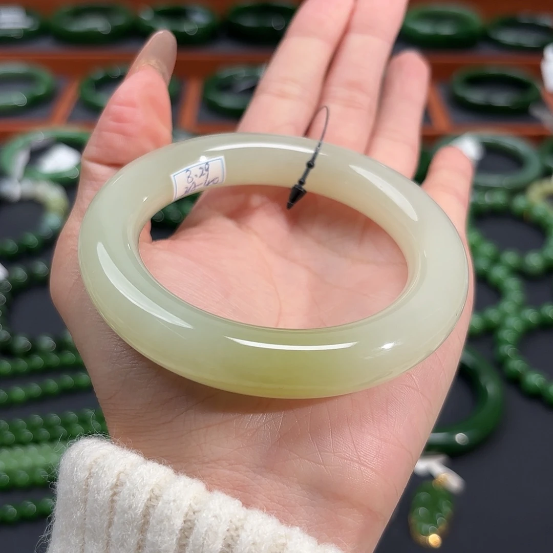 和田玉未镶嵌手镯59 60