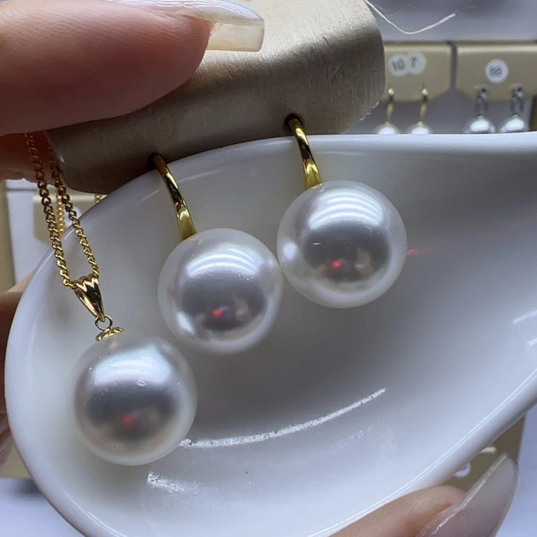 吊坠(赠链)18K金镶嵌淡水珍珠