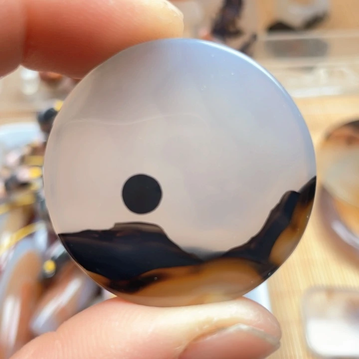 玛瑙/玉髓吊坠未镶嵌