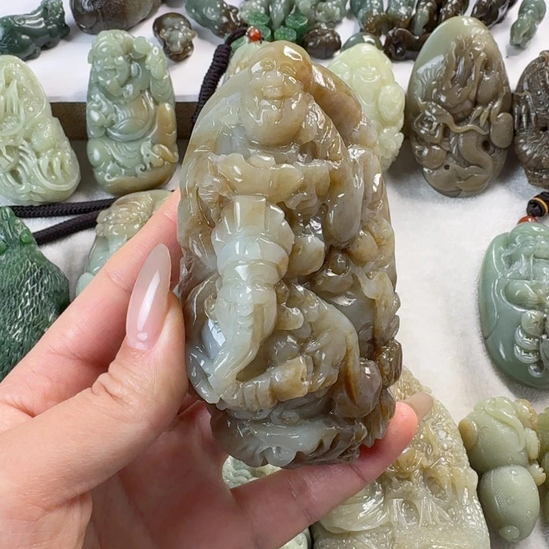 未镶嵌和田玉把件